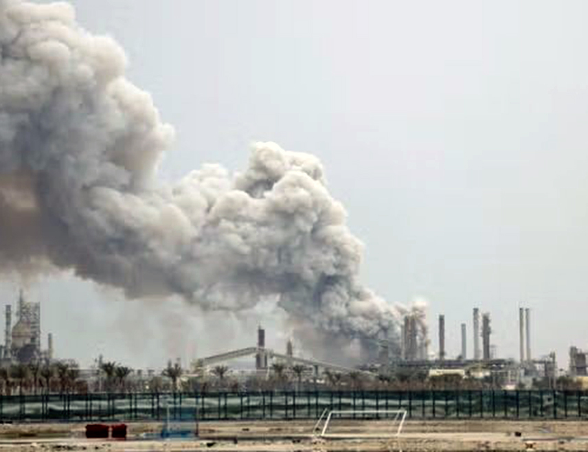 ВАШИНГТОН, 26. МАРТА /СРНА/ - Амерички предсједник Доналд Трамп суспендовао је нападе на иранску енергетску инфраструктуру до 6. априла због продужења мировних преговора са техеранским властима.