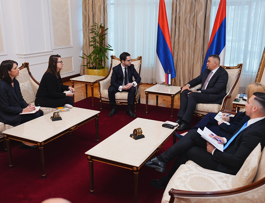 БАЊАЛУКА, 27. МАРТА /СРНА/ - Премијер Републике Српске Саво Минић поздравио је најављени почетак рада Француске развојне агенције у БиХ, истичући да ће Влада Српске бити поуздан партнер у развоју њихових програма.