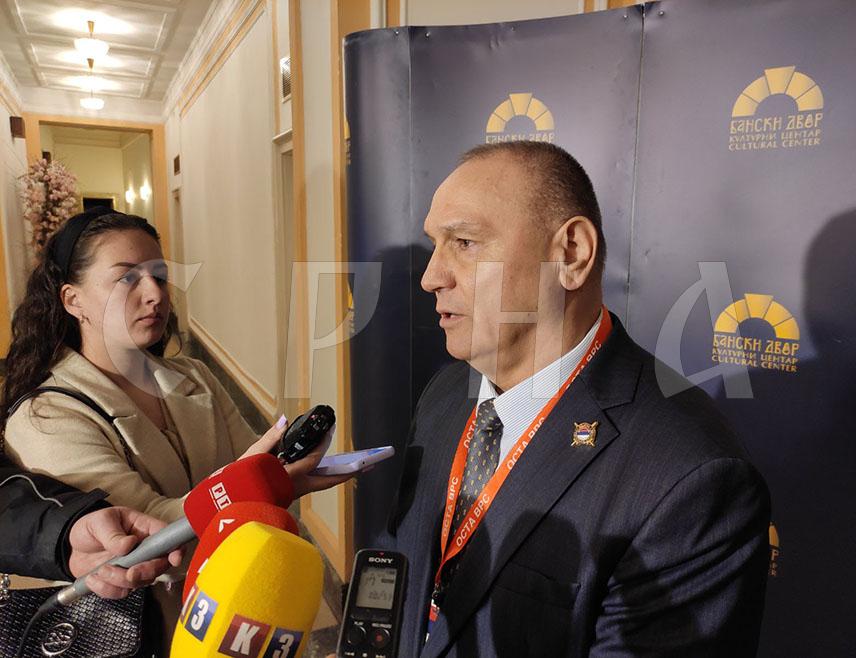 БАЊАЛУКА, 30. МАРТА /СРНА/ - Предсједник Организације старјешина Војске Републике Српске Слободан Жупљанин поручио је да ће ово удружење наставити да се бори за заштиту Српске, њених институција и имовине.