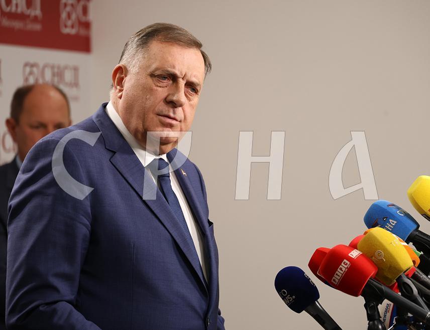 BANJA LUKA, MARCH 31 /SRNA/ – SNSD Leader Milorad Dodik has stated today that the current value of approved projects in Republika Srpska exceeds three billion BAM, and announced that construction of the Bijeljina - Brčko District motorway will soon begin, along with intensified works on the Rača - Bijeljina route.