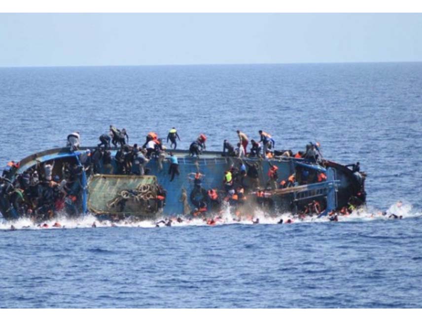 РИМ, 1. АПРИЛА /СРНА/ - Најмање 18 људи је погинуло, а петоро је пронађено у критичном стању у чамцу са мигрантима код италијанског острва Лампедуза, преноси Анса.