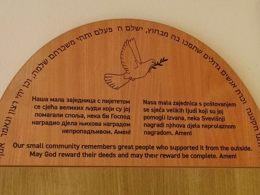 ДОБОЈ, 1. АПРИЛА /СРНА/ - Јеврејска општина у Добоју организовала је вечерас прославу Песаха - јеврејског празника који симболизује слободу.