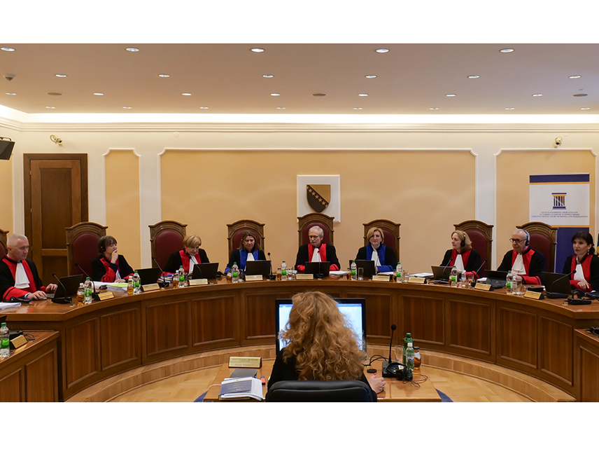 SARAJEVO, April 3 /SRNA/ – No one tramples the Constitution of BiH as crudely and recklessly as the incomplete Constitutional Court of BiH, legal expert Ognjen Tadić told SRNA.