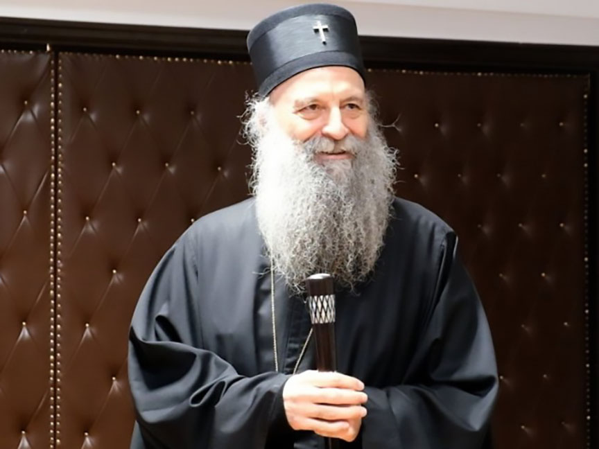 ПАТРИАРЦХ ПОРФИРИЈЕ ВИСИТС YОУНГ ПАТИЕНТС АТ ТИРШОВА ЦХИЛДРЕН'С ЦЛИНИЦ