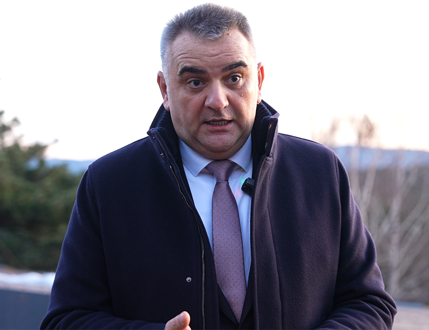 БАЊАЛУКА, 3. АПРИЛА /СРНА/ - Предсједник Владе Републике Српске Саво Минић рекао је да је са дубоким жаљењем примио вијест о смрти хероја и борца Маринка Бјелице, човјека који је у Одбрамбено-отаџбинском рату изгубио троје дјеце, бораца Војске Републике Српске.