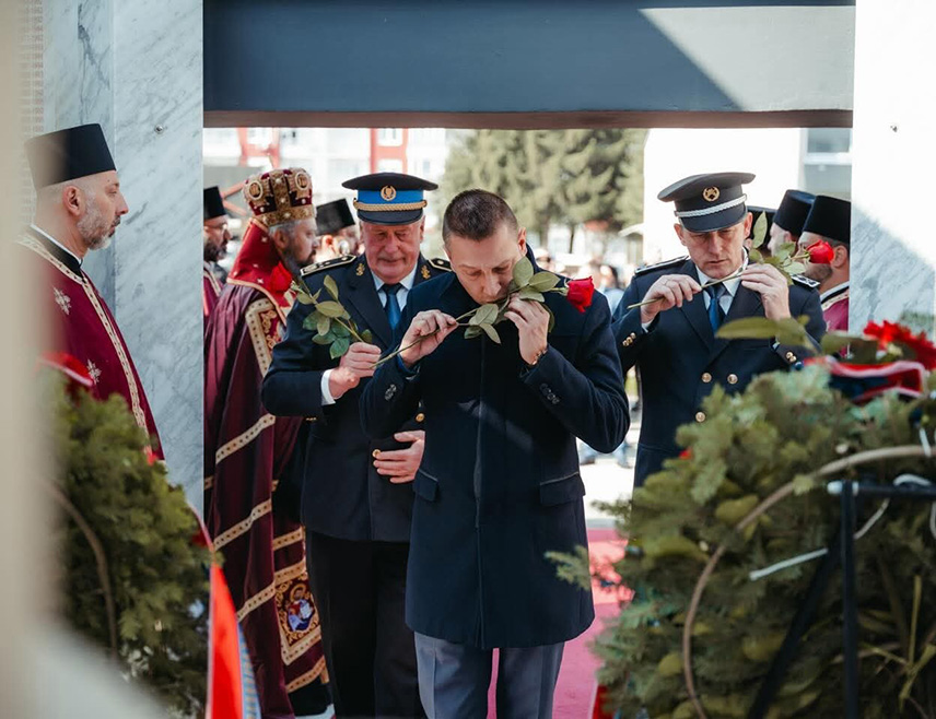SARAJEVO, APRIL 4 /SRNA/ - Deputy Minister of Defense in the Council of Ministers Aleksandar Goganović attended today marking of Republika Srpska Police Day together with generals of the Armed Forces from among the ranks of the Serb people, and on that occasion expressed gratitude to members of the Ministry of Interior for their dedication and service to citizens.