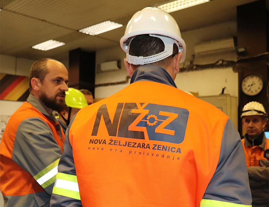 ЗЕНИЦА, 6. АПРИЛА /СРНА/ - "Нова жељезара Зеница", посебно висока пећ, не смију остати без струје, а руде и кокса има за још двадесетак дана зато што нису усвојене мјере за заштиту домаће производње челика, поручено је из Синдиката.