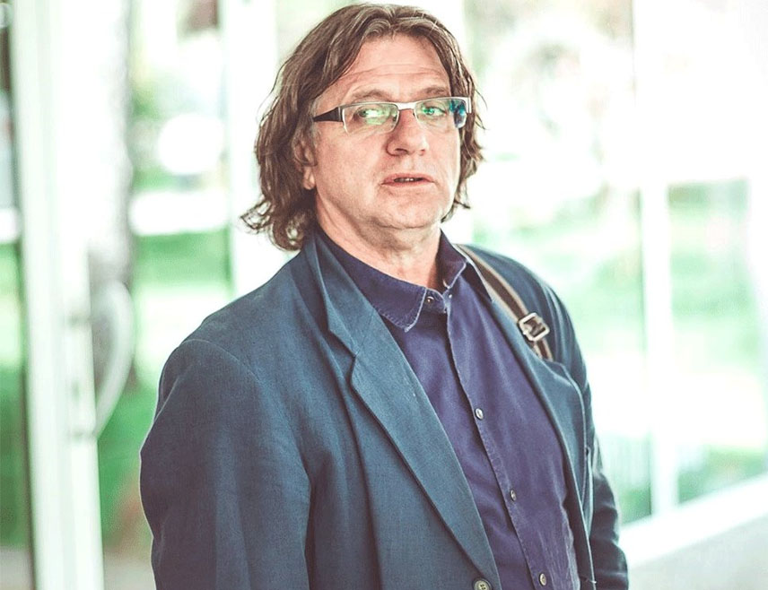 ИСТОЧНО САРАЈЕВО, 7. АПРИЛА /СРНА/ -  Директор Продукције "Форум театар" из Источног Сарајева Витомир Митрић упутио је искрене и срдачне честитке Новинској агенцији Републике Српске - СРНА поводом крсне славе Благовијести, уз жељу да и у наредном периоду настави да професионално, одговорно и предано обавља своју важну мисију информисања јавности.