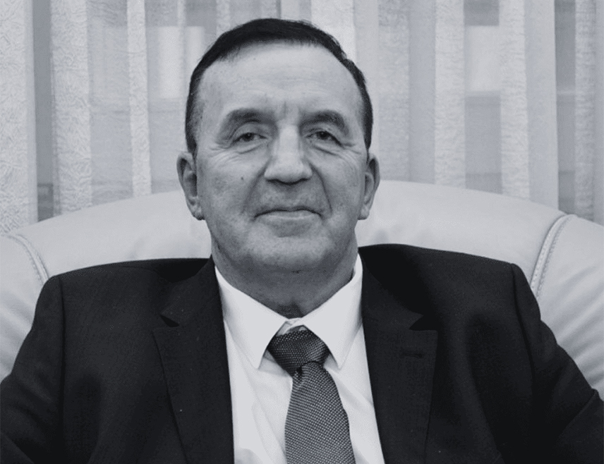 БИЈЕЉИНА, 9. АПРИЛА /СРНА/ - Мићо Ћетковић, шеф Представништва Републике Српске у Њемачкој, биће сахрањен данас на мјесном гробљу Пељаве у општини Лопаре.