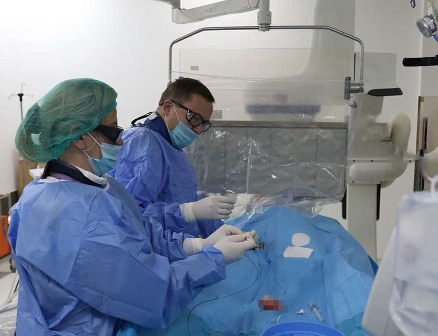 BANJA LUKA, APRIL 9 /SRNA/ – The first procedures for implanting an occluder have been successfully performed at the Cardiology Clinic of the Republika Srpska University Clinical Centre, making a top-level method for the permanent treatment of a heart defect available to patients in Srpska.