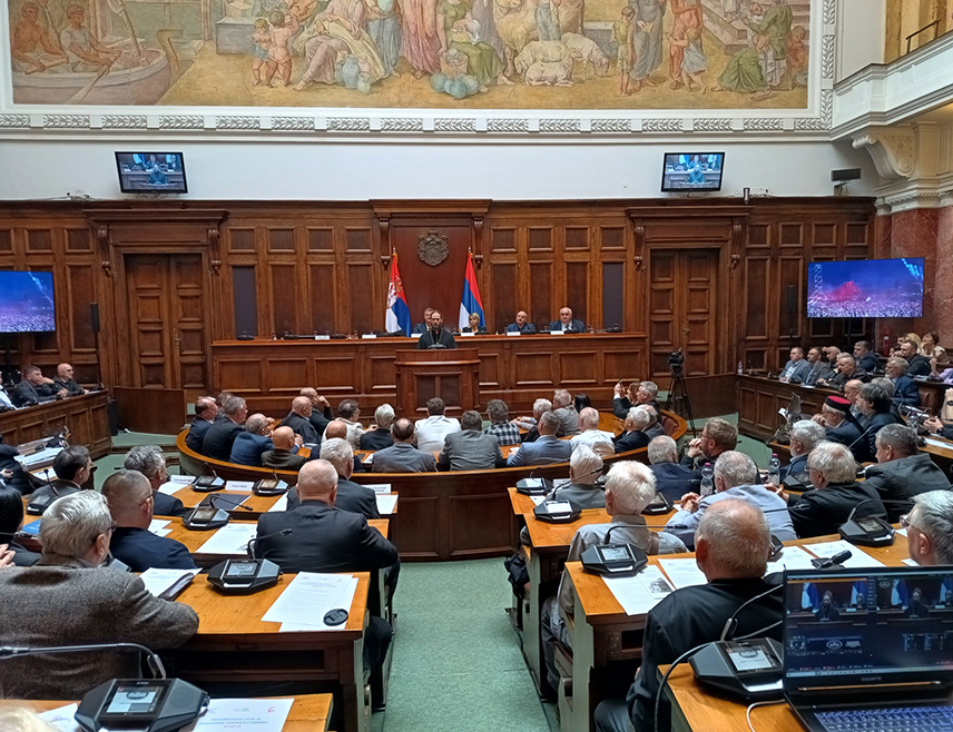 БЕОГРАД, 9. АПРИЛА /СРНА/ - У Дому Народне скупштине Србије данас је одржана међународна конференција "Страдање Срба у Независној држави Хрватској у периоду 1941-1945. године" на којој је истакнуто да Србија ни 85 година од формирања НДХ нема резолуцију којом осуђује геноцид над српским народом у тој монструозној творевини.