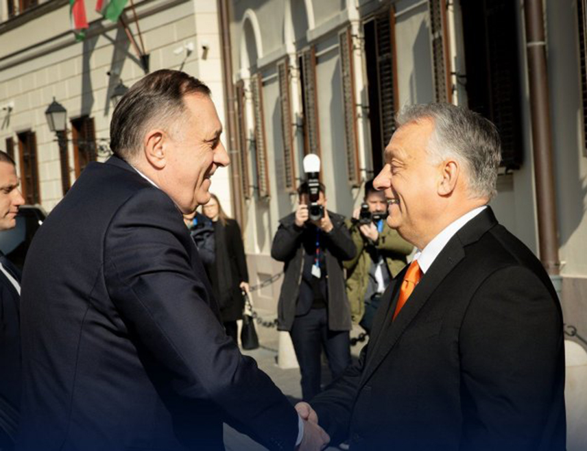 БУДИМПЕШТА, 11. АПРИЛА /СРНА/ - Премијер Мађарске Виктор Орбан захвалио је предсједнику СНСД-а Милораду Додику за подршку уочи сутрашњих парламентарних избора у тој земљи.