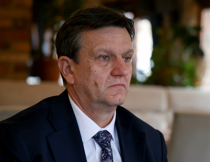 БАЊАЛУКА, 12. АПРИЛА /СРНА/ - Предсједник СДС-а Бранко Блануша честитао је православним вјерницима Васкрс и поручио да овај празник свједочи да након сваке људске голготе и жртве побједи живот.