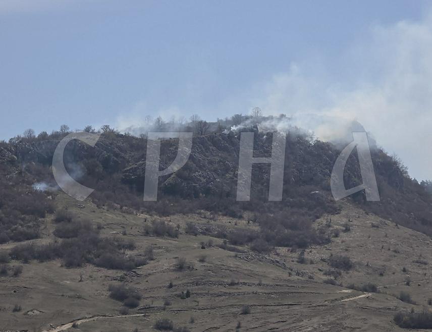 ГАЦКО, 12. АПРИЛА /СРНА/ - Пожар на подручју брда Гат изнад Гацка под контролом је и ускоро ће бити угашен, речено је данас Срни у гатачкој Ватрогасно-спасилачкој јединици.