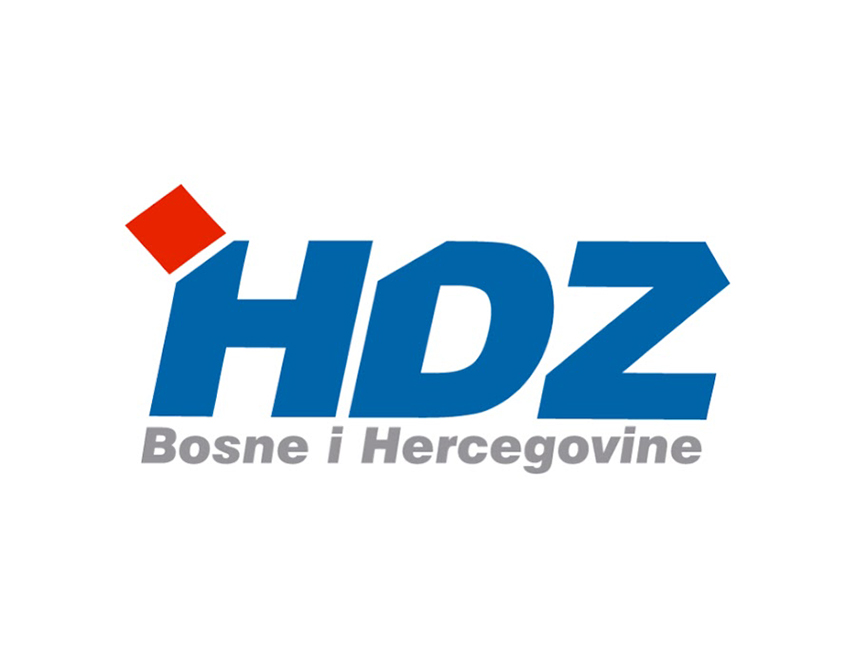 МОСТАР, 13. АПРИЛА /СРНА/ - У Мостару је у току сједница Предсједништва ХДЗ-а, након које ће бити одржана и проширена сједница Главног одбора.