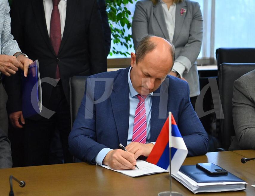 UGLJEVIK, APRIL 14 /SRNA/ – The Director of Elektroprivreda Republike Srpske Luka Petrović says the Ugljevik Mine and Thermal Power Plant /RiTE/ will be operating stably and that there will be enough coal for export.