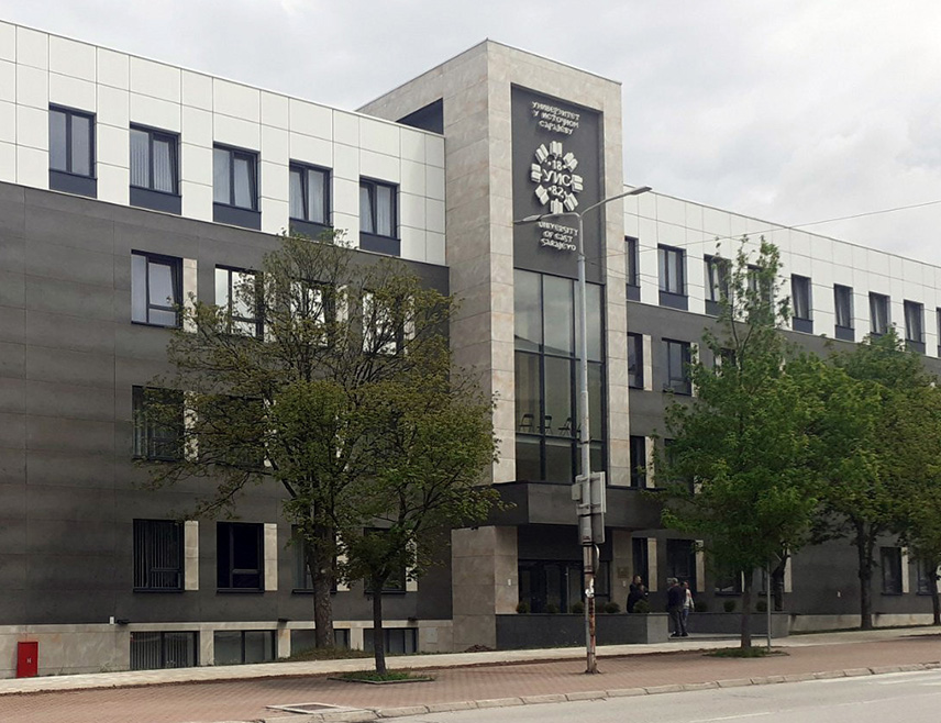 ИСТОЧНО САРАЈЕВО, 16. АПРИЛА /СРНА/ - Универзитет у Источном Сарајеву и ове године је заузео прво мјесто међу високошколским установама у БиХ, показују резултати међународног система рангирања академских и научноистраживачких установа /СИР/.