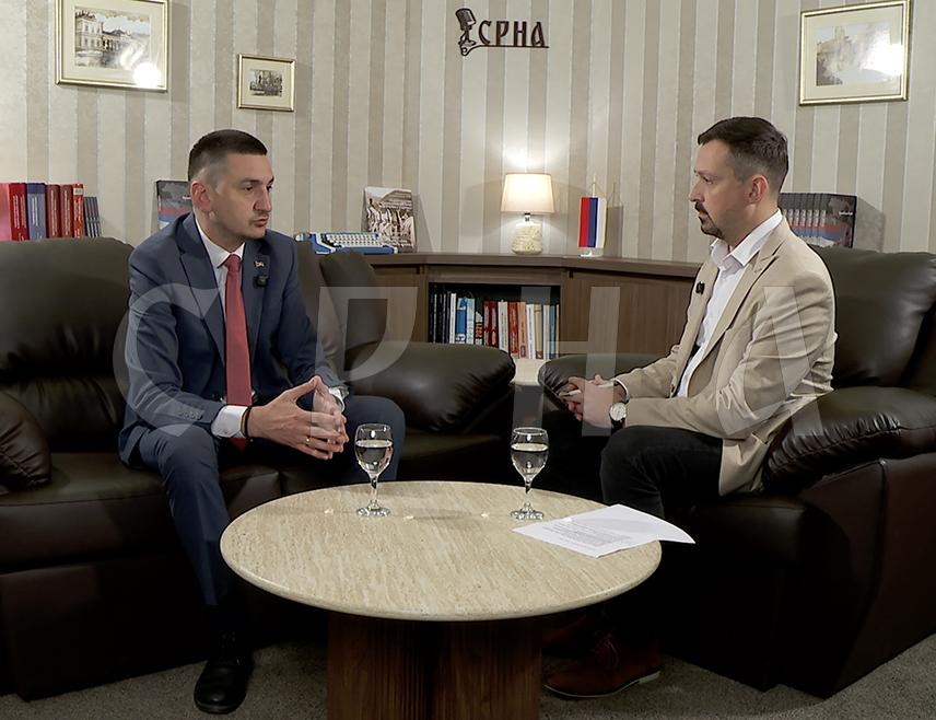 БАЊАЛУКА, 18. АПРИЛА /СРНА/ - Начелник општине Пелагићево Славко Тешић изјавио је за Срну да је ова локална заједница увела нове мјере подршке пољопривредницима, укључујући и додатне субвенције за гориво, с циљем јачања пољопривредне производње као кључне привредне гране.