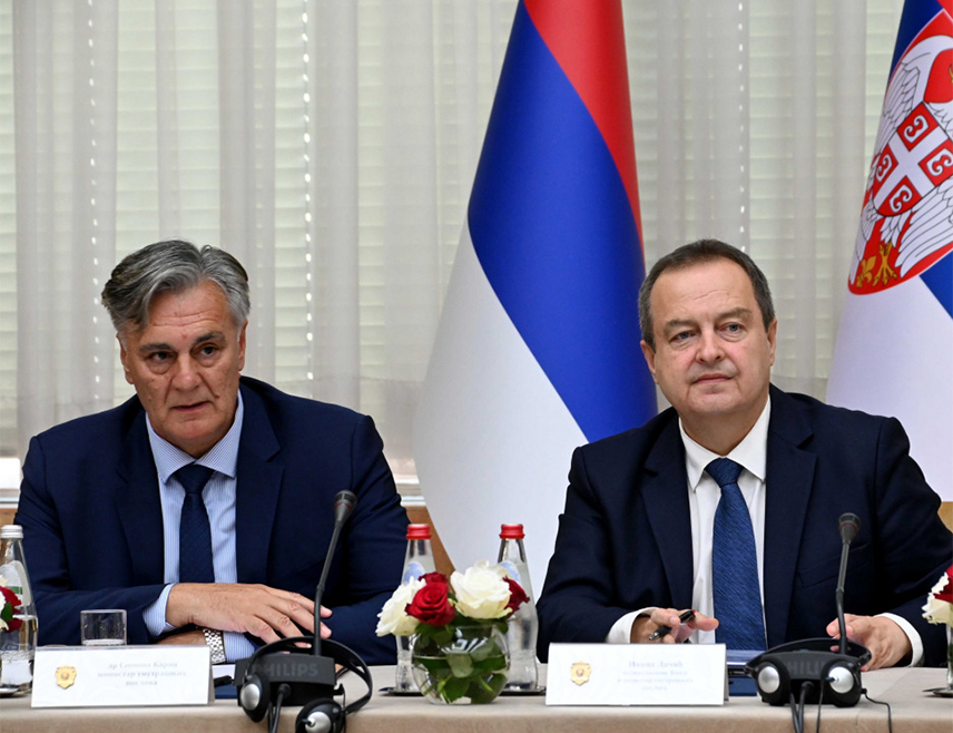 БАЊАЛУКА, 17. АПРИЛА /СРНА/ - Предсједник Републике Српске Синиша Каран разговараће сутра у Бањалуци са министром унутрашњих послова и пoтпредсједником Владе Републике Србије Ивицом Дачићем.