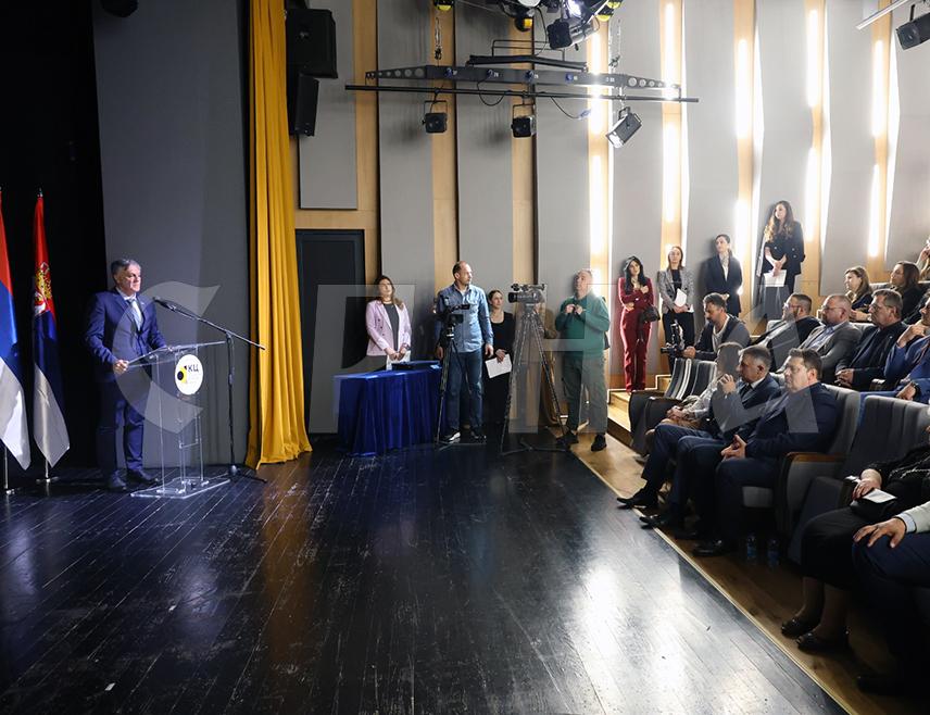 BANJA LUKA, APRIL 17 /SRNA/ – Republika Srpska President Siniša Karan stated that the memories and truth about the suffering of Serbs in the Second World War represent experiences on the basis of which Republika Srpska was created, and that everyone is fully aware of the need to preserve it so that tragedies such as those in Jasenovac are never repeated.