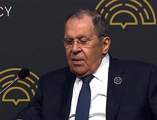 МОСКВА, 18. АПРИЛА /СРНА/ - Министар спољних послова Русије Сергеј Лавров рекао је да се у контексту мултиполарности користи синтагма "поредак заснован на правилима", која се, према његовим ријечима, намеће као нека врста вјечитог цара или императора.