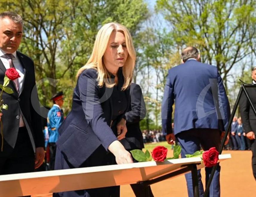 ДОЊА ГРАДИНА, 19. АПРИЛА /СРНА/ - Српски члан Предсједништва БиХ Жељка Цвијановић рекла је да је Јасеновац највећа рана на колективном бићу српског народа.