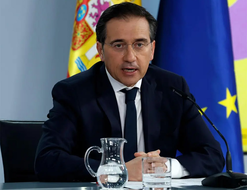 МАДРИД, 20. АПРИЛА /СРНА/ - Шпанске власти јасно су поручиле да не намјеравају да учествују у било каквим војним операцијама у Ормуском мореузу, изјавио је министар спољних послова Шпаније Хосе Мануел Албарес.