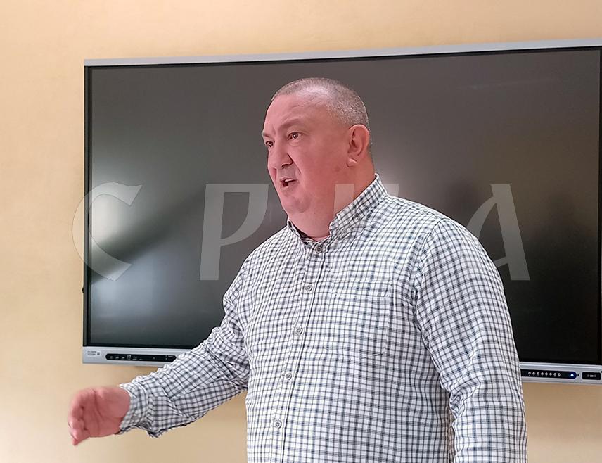 ПРИЈЕДОР, 21. АПРИЛА /СРНА/ - Музичка школа "Саво Балабан" из Приједора освојила је 20 првих награда на Републичком такмичењу музичких школа, међу којима три специјалне, изјавио је данас директор школе Аљоша Новаковић.