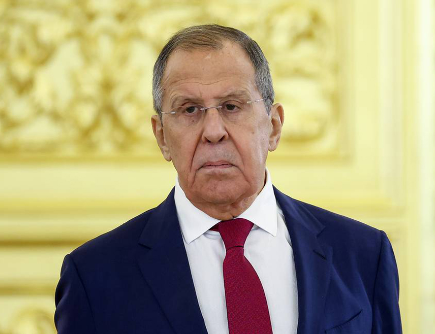 МОСКВА, 23. АПРИЛА /СРНА - РИА Новости/ - Русија ће наставити да тражи од међународне заједнице да нацистичке злочине над народима Совјетског Савеза призна као геноцид, изјавио је руски министар спољних послова Сергеј Лавров.