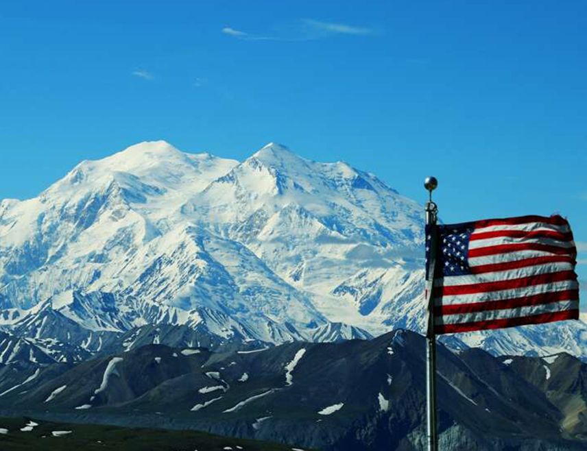 ВАШИНГТОН, 25. АПРИЛА /СРНА/ - Земљотрес магнитуде 5,4 степена по Рихтеровој скали погодио је подручје југоисточне Аљаске, саопштено је из Америчког завода за геолошка истраживања /УСГС/.