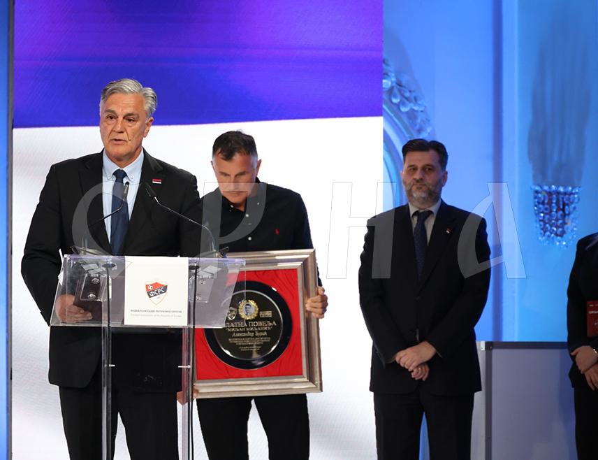 BANJA LUKA, APRIL 27 /SRNA/ – Republika Srpska President Siniša Karan said that Republika Srpska will continue to support the development of sports, sports infrastructure, clubs, associations and top talents, as this represents an investment in a healthy future.