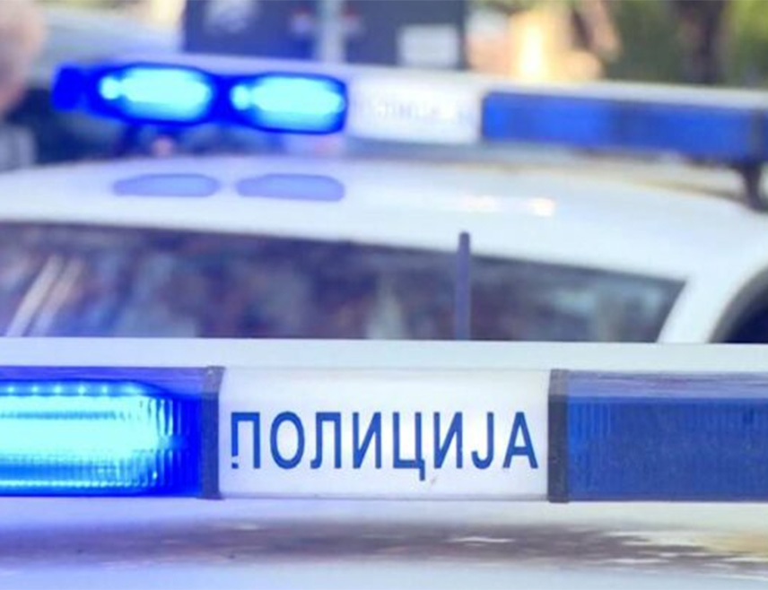 БЕОГРАД, 28. АПРИЛА /СРНА/ - Двадесетдвогодишњак је ухапшен због сумње да је данас убио 89-годишњег мушкарца на Новом Београду, саопштио је МУП Србије.