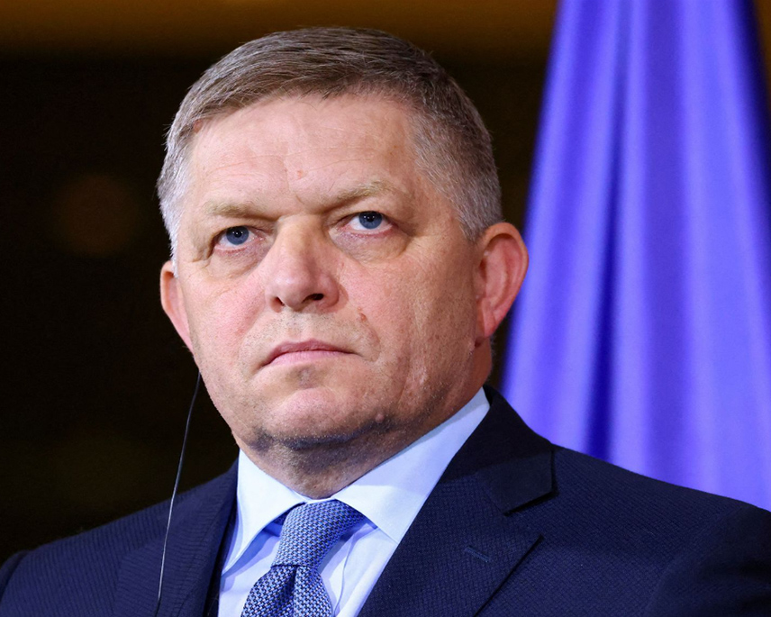 БРАТИСЛАВА, 4. МАЈА /СРНА/ - Словачка неће учествовати у сљедећем најављеном зајму за Украјну, истакао је словачки премијер Роберт Фицо.