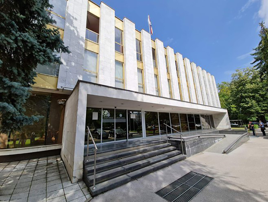БАЊАЛУКА, 4. МАЈА /СРНА/ - Сједница Народне скупштине Републике Српске биће одржана 19. маја у Бањалуци, одлучио је данас скупштински Колегијум.