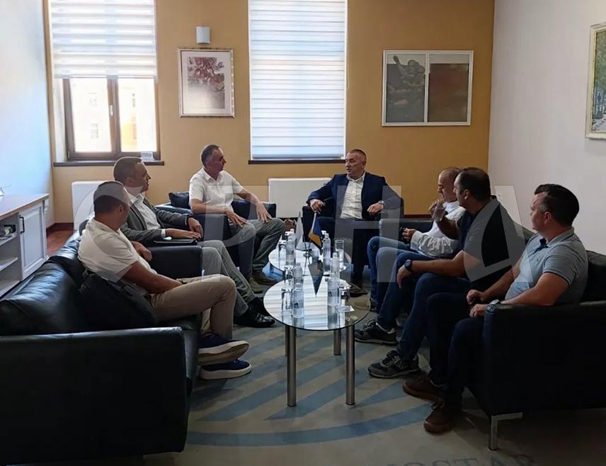 ПАЛЕ, 6. МАЈА /СРНА/ - Општина Пале уврштена је на европску мапу бициклистичких рута "ЕуроВело", што ће додатно ојачати њену позицију на мапи активног туризма и отворити простор за нове инвестиције, развој туризма и јачање међународне сарадње, саопштено је из ове локалне заједнице.