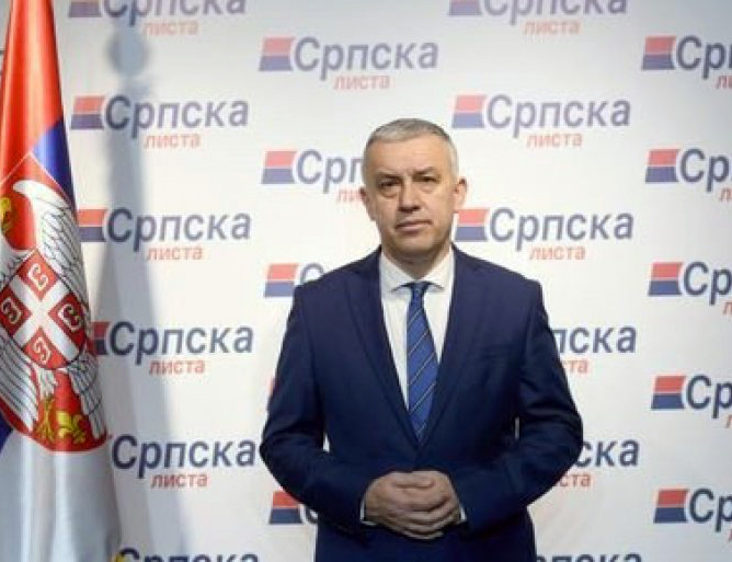 БЕОГРАД, 11. МАЈА /СРНА/ - Предсједник Српске листе Златан Елек изјавио је да избори 7. јуна представљају борбу за опстанак и останак српског народа на Косову и Метохији, те да је јединство кључно како би српска заједница освојила свих 10 мандата који јој припадају.