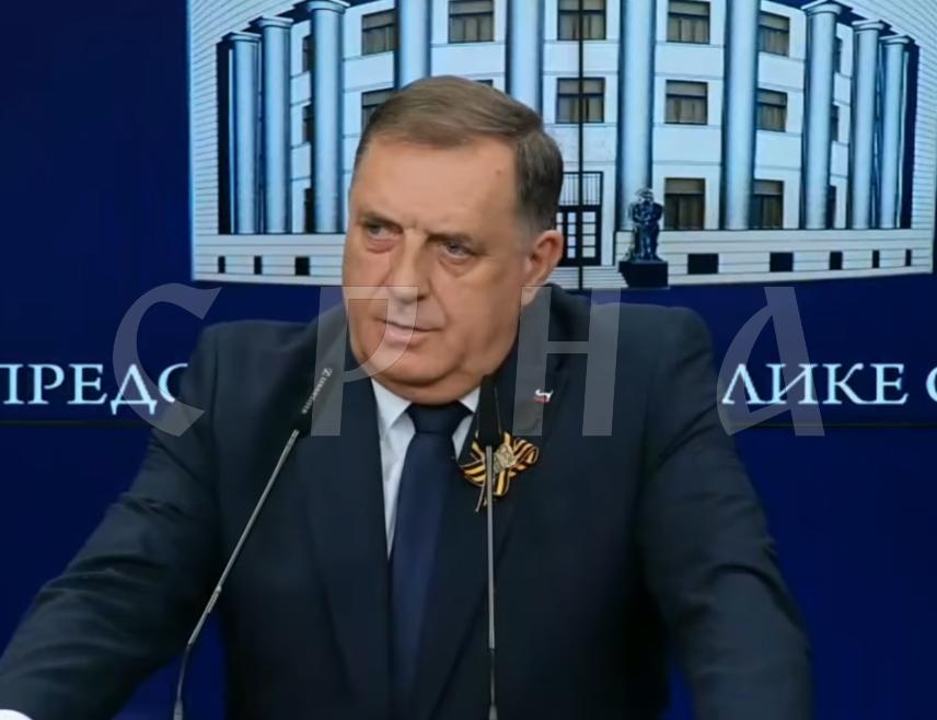 БАЊАЛУКА, 11. МАЈА /СРНА/ - Предсједник СНСД-а Милорад Додик изјави је да Република Српска одбија улазак у НАТО и приступ неким новим европским одбрамбеним снагама.