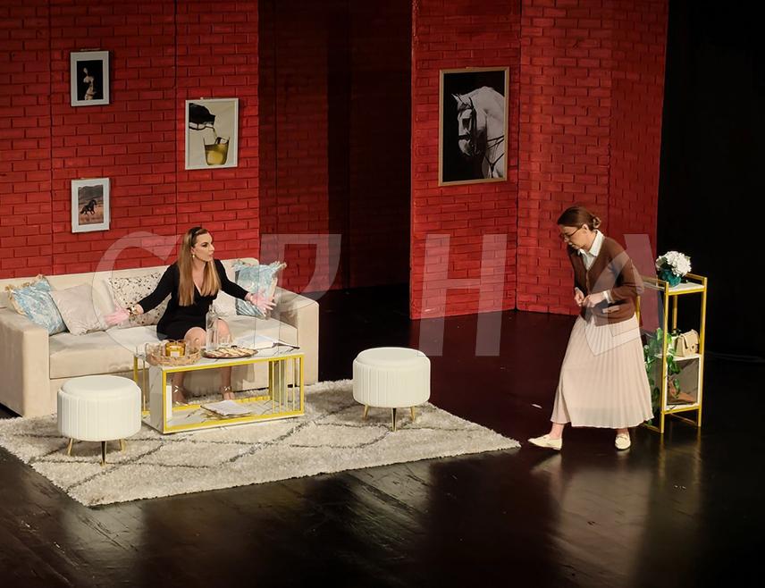 GRADIŠKA, MAY 16 /SRNA/ - The Theatre Festival of Republika Srpska “Ljubica” opened tonight in Gradiška with the premiere of the play “Mermaid and Victoria” by the local City Theatre of Gradiška.