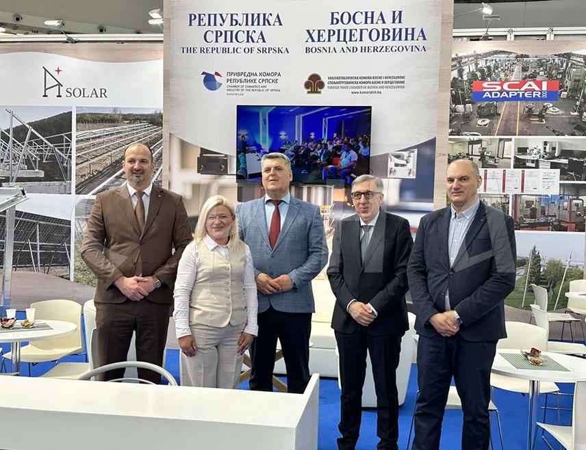 БЕОГРАД, 19. МАЈА /СРНА/ - Четири компаније из Републике Српске представљају своје производе на Међународном сајму технике и техничких достигнућа у Београду.