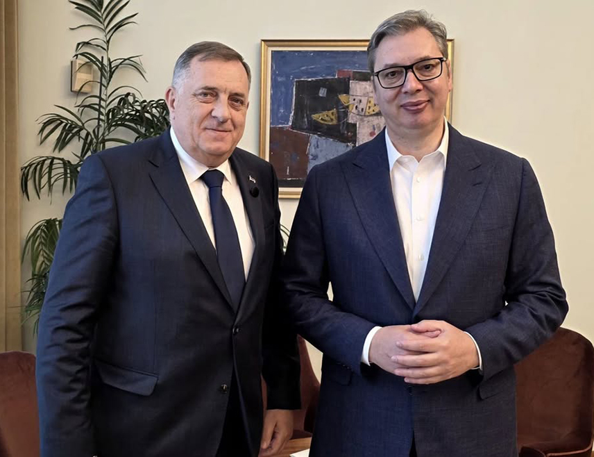 БЕОГРАД, 20. МАЈА /СРНА/ - Предсједник СНСД-а Милорад Додик истакао након разговора са предсједником Србије Александром Вучићем да су Република Српска и Србија посвећене очувању мира и стабилности, економском развоју и просперитету.