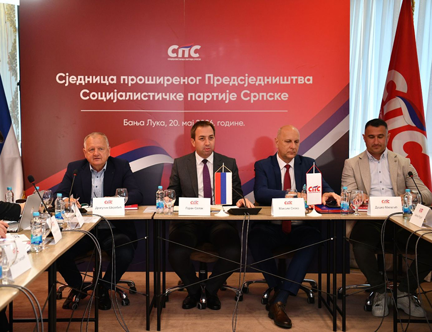 БАЊАЛУКА, 20. МАЈА /СРНА/ - Предсједништво СПС-а подржало је коалициони споразум који је предложио СНСД о заједничком наступу на изборима за предсједника Републике Српске и српског члана Предсједништва БиХ, те пружило пуну подршку кандидатима за инокосне функције из СНСД-а, као највеће партије коалиције.