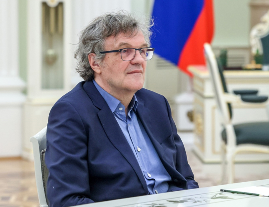 BELGRADE, MAY 21 /SRNA/ - The Russian state-owned company "Alrosa" has named a diamond weighing 79.83 carats after Serbian and world-renowned film director Emir Kusturica.