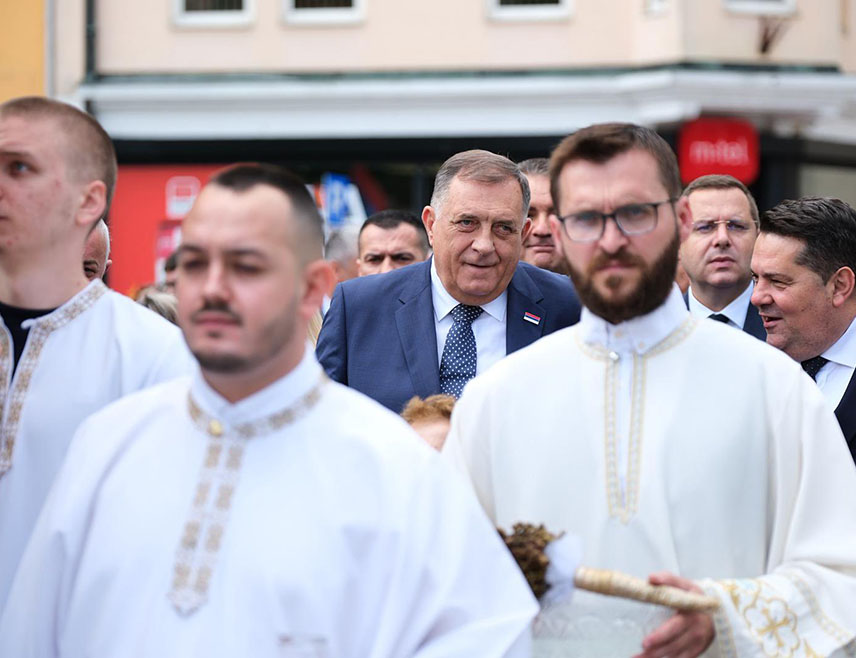 БАЊАЛУКА, 21. МАЈА /СРНА/ - Предсједник СНСД-а Милорад Додик истакао је да је Бањалука највећи град Републике Српске и град саборности, слободе и народа који зна да чува своје коријене и гради своју будућност.