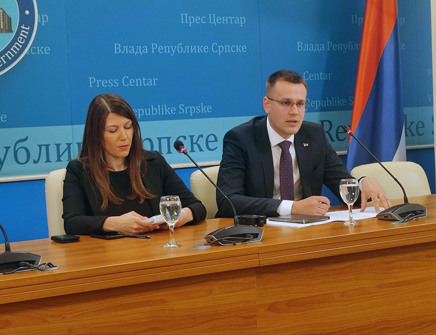 BANJA LUKA, MAY 26 /SRNA/ – The pace of agricultural subsidy payments in Republika Srpska has never been better, with all of last year’s subsidies already paid out, along with about BAM 14.5 million in subsidies for this year, Republika Srpska Minister of Agriculture, Forestry and Water Management Anđelka Kuzmić stated.