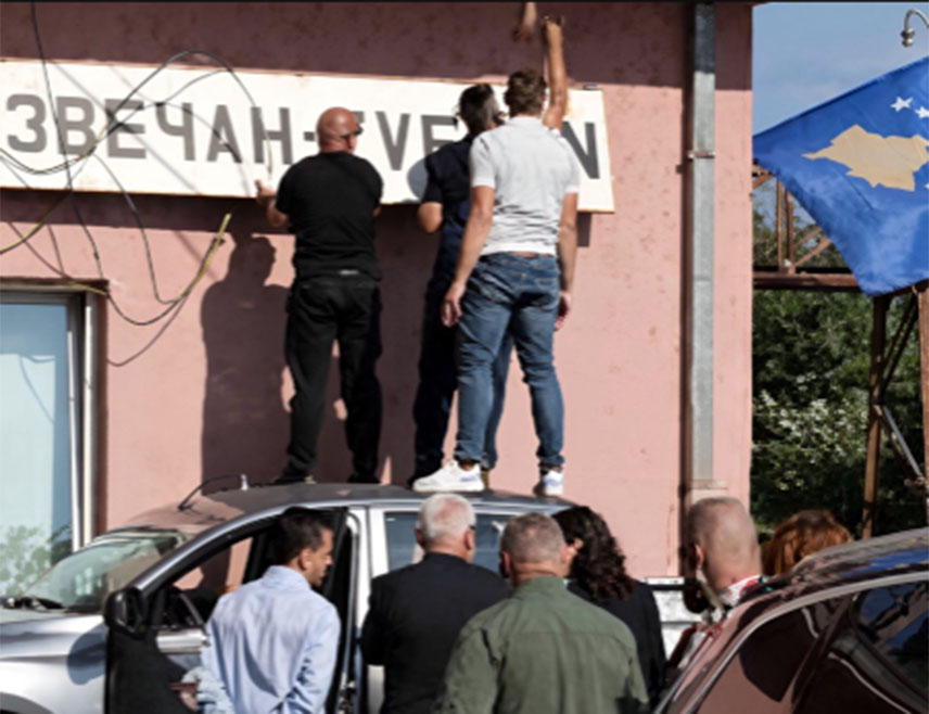 BELGRADE, MAY 28 /SRNA/ – The Priština-based interim institutions today took over the Railways of Serbia building in Zvečan, removing the Cyrillic sign afterwards and displaying  the flag of the self-declared Kosovo.