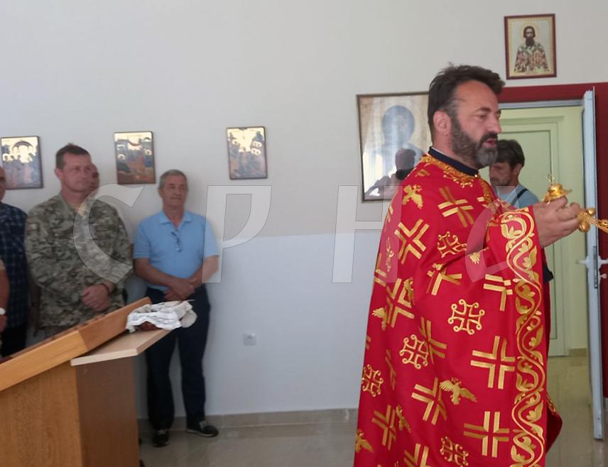 БАЊАЛУКА, 29. МАЈА /СРНА/ - Обиљежавање 34 године од формирања Првог и Другог крајишког корпуса Војске Републике Српске /ВРС/ почело је данас служењем парастоса у Касарни "Козара" у Бањалуци.
