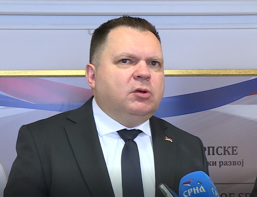 БАЊАЛУКА, 29. МАЈА /СРНА/ - Министар унутрашњих послова Републике Српске Жељко Будимир изјавио је да има унутрашњи кривични поступак за сваку индицију да постоји криминал међу припадницима овог министарства.