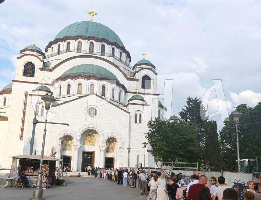 BEOGRAD, JUNE 4 /SRNA/ - The Serbian people have turned to God and eternity at a time when Europe is becoming post-Christian, theologian Nebojša Lazić assessed, adding that the Holy Belt of the Most Holy Theotokos has, in this geopolitical moment, "protected the Serbs".