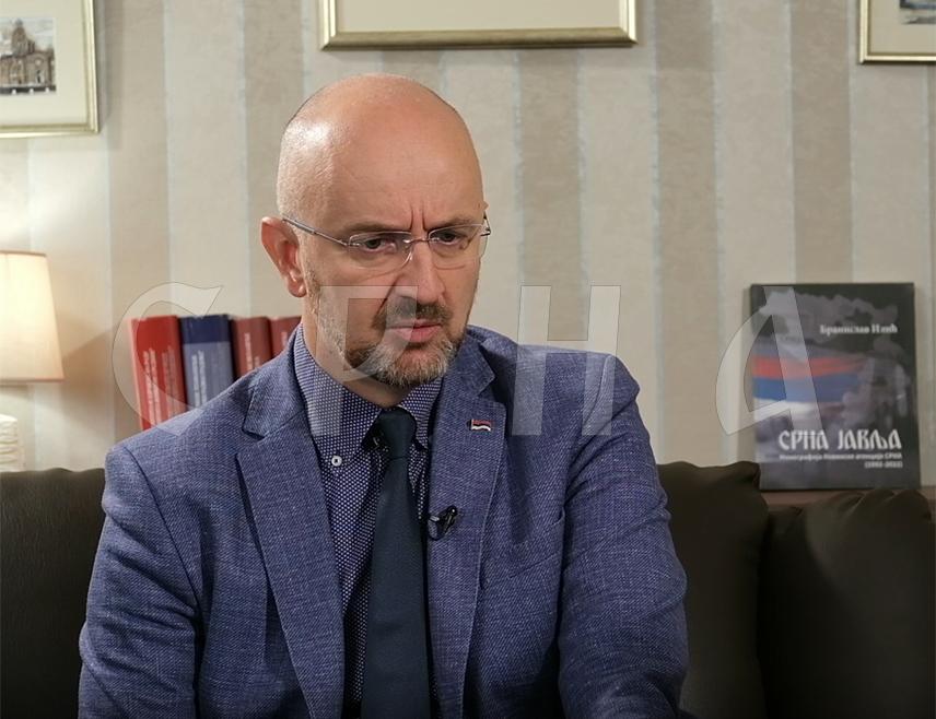 БАЊАЛУКА, 5. ЈУНА /СРНА/ - Члан Предсједништва СНСД-а Срђан Мазалица изјавио је да о "неизбјежном поразу" СНСД-а говоре они који без јединственог кандидата не вјерују у сопствену побједу.