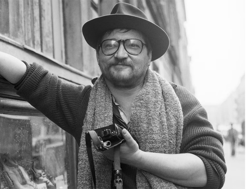 БИЈЕЉИНА, 9. ЈУНА /СРНА/ - Рајнер Вернер Фасбиндер /1945-1982/, велики њемачки и свјетски филмски режисер, сценариста и глумац, преминуо је 10. јуна 1982. године.
